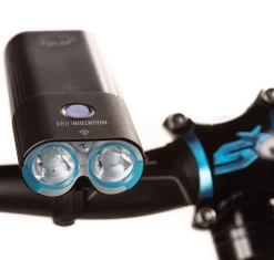 Mountain Lab X1800 Flashlight Kit